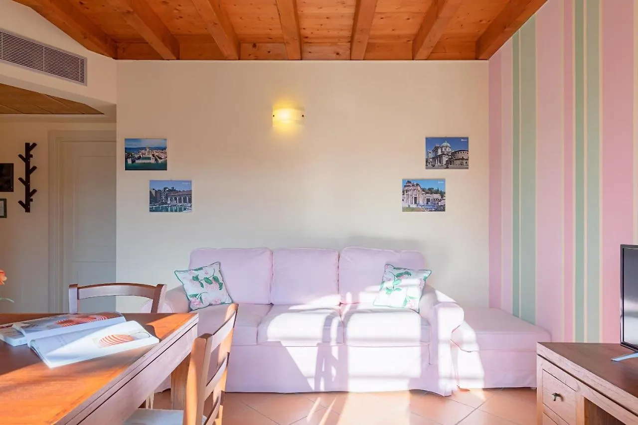 Borgo Del Torchio Apartments By Wonderful Italy Manerba del Garda