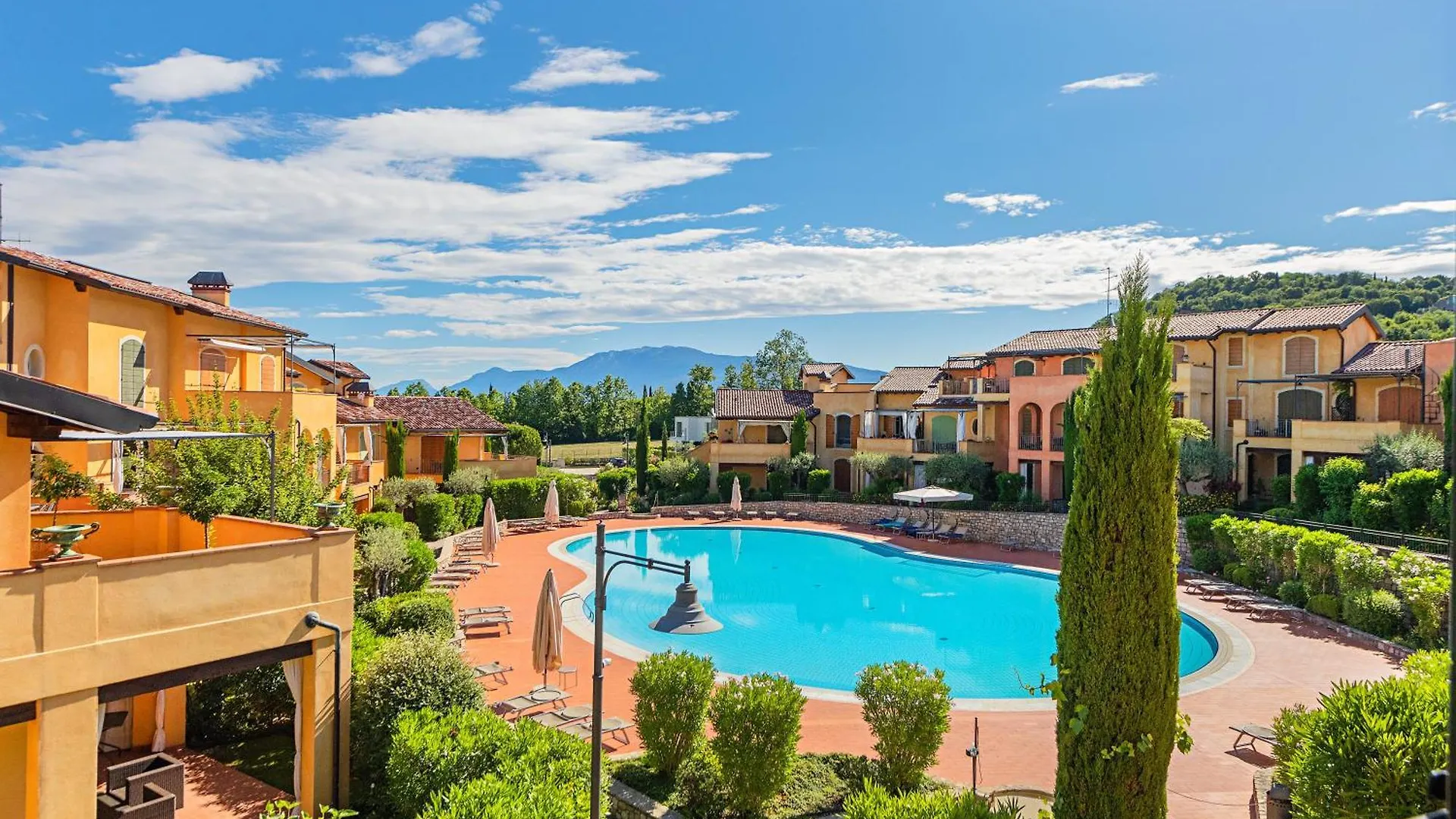 Borgo Del Torchio Apartments By Wonderful Italy Manerba del Garda