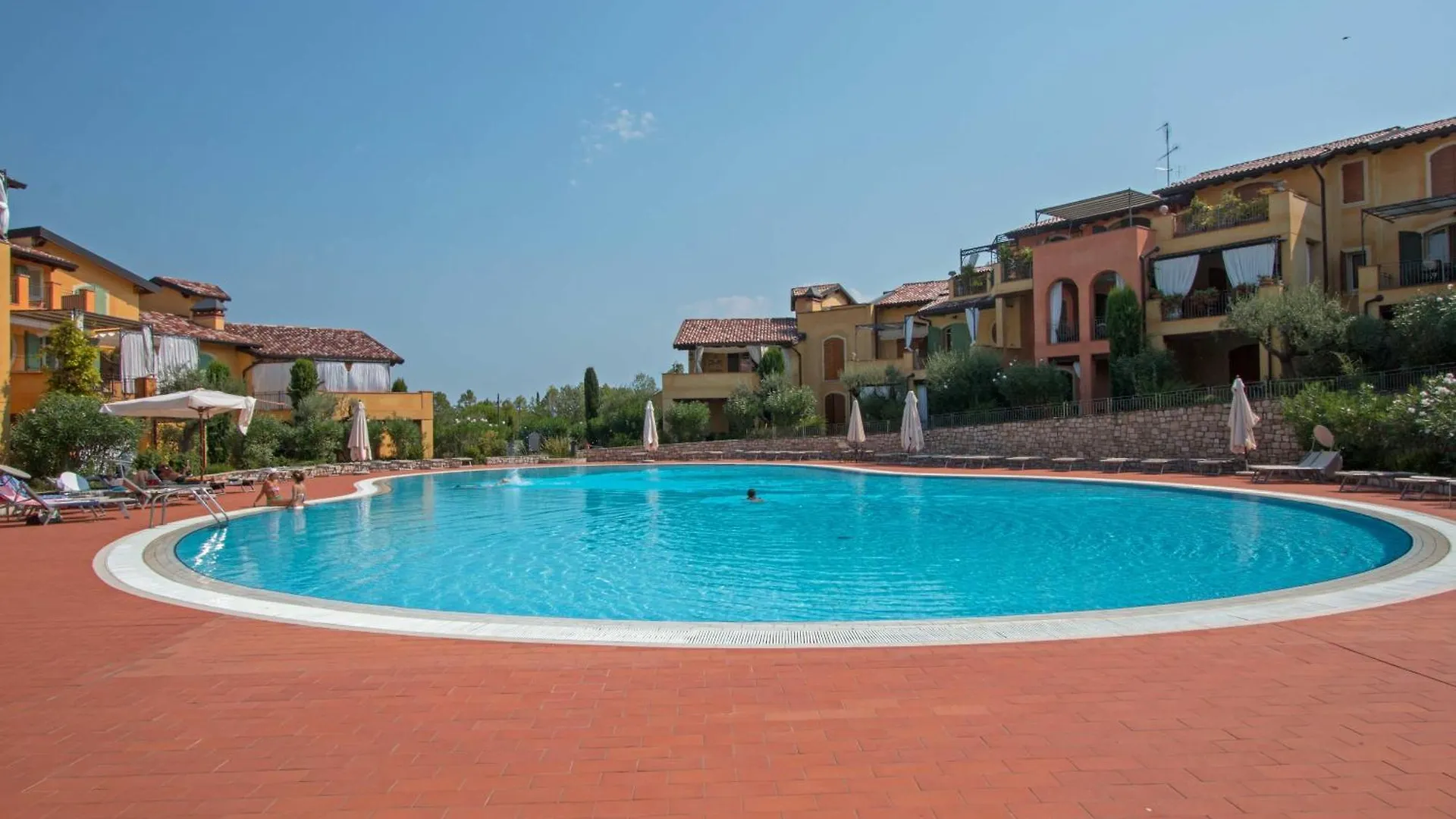 Borgo Del Torchio Apartments By Wonderful Italy Manerba del Garda
