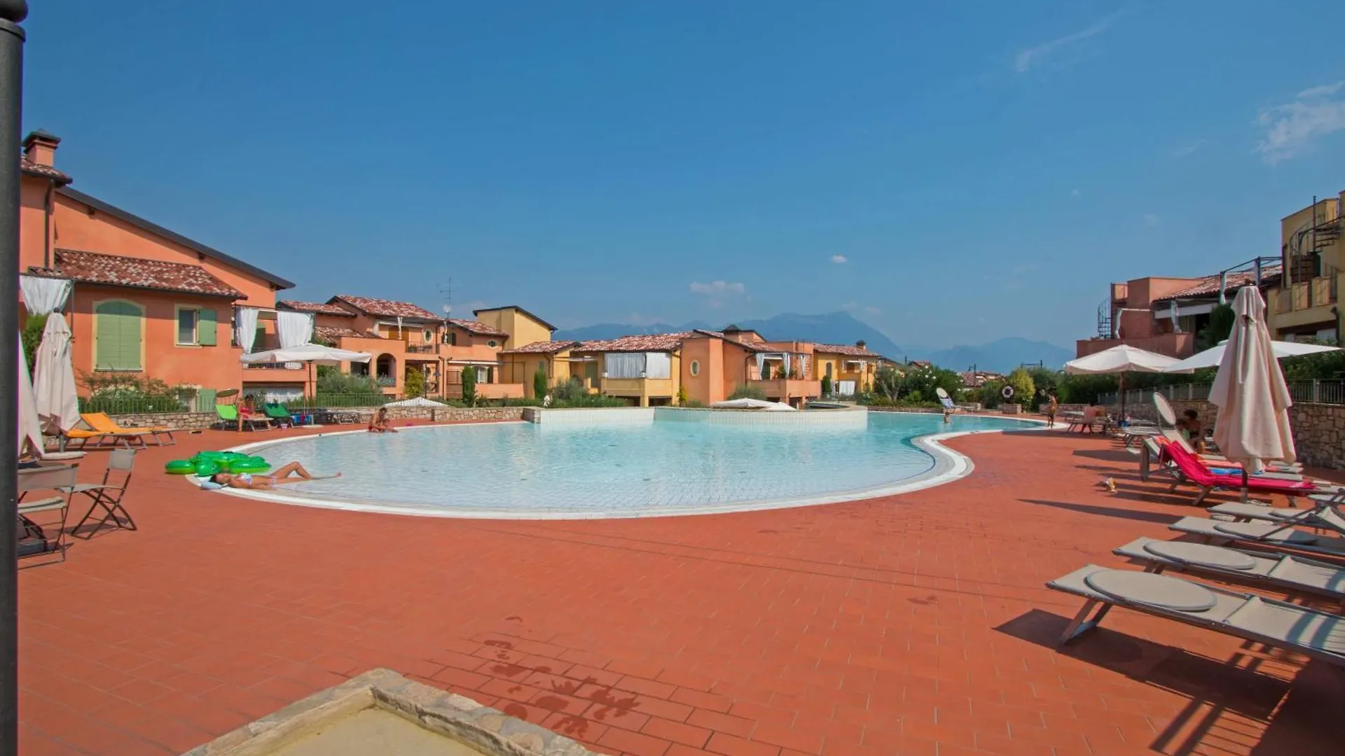 Borgo Del Torchio Apartments By Wonderful Italy Manerba del Garda