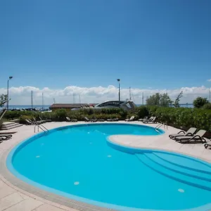 La Cascata With Pool By Wonderful Italy Apartment